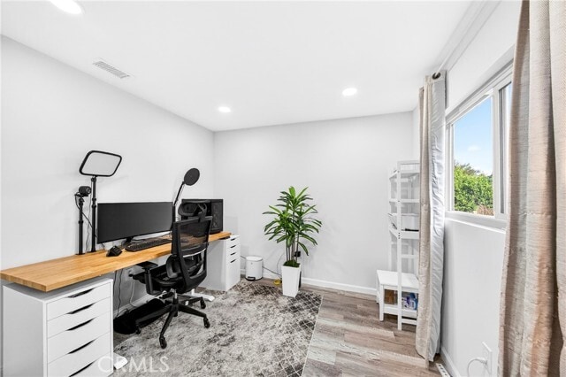 Building Photo - 5050 Brooklawn Pl