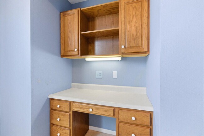 Building Photo - 1110 Brookedale Ct