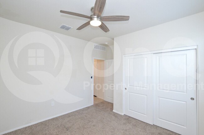 Building Photo - 44438 W Palo Aliso Way