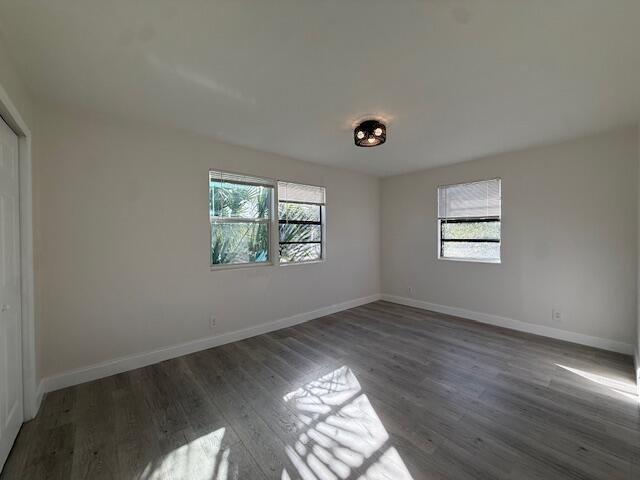 Building Photo - 904 4th St