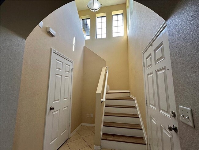 Building Photo - 30117 Mossbank Dr