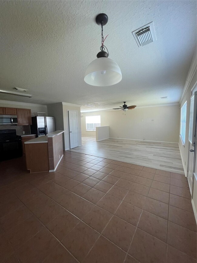 Building Photo - 10506 Sugar Trace Dr