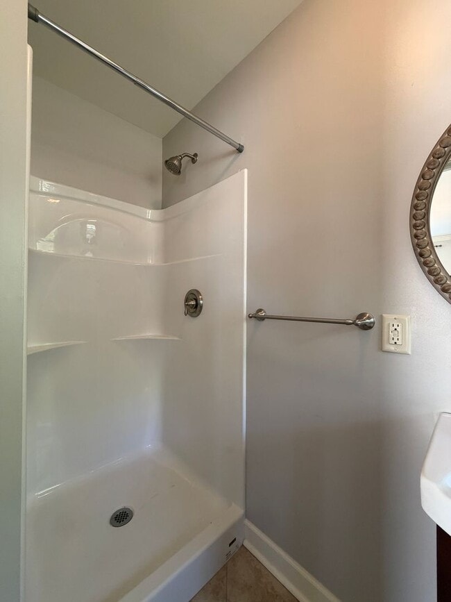 Building Photo - Sharon Hills Neighborhood