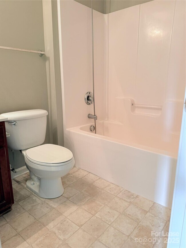 Building Photo - 4917 Sunburst Ln