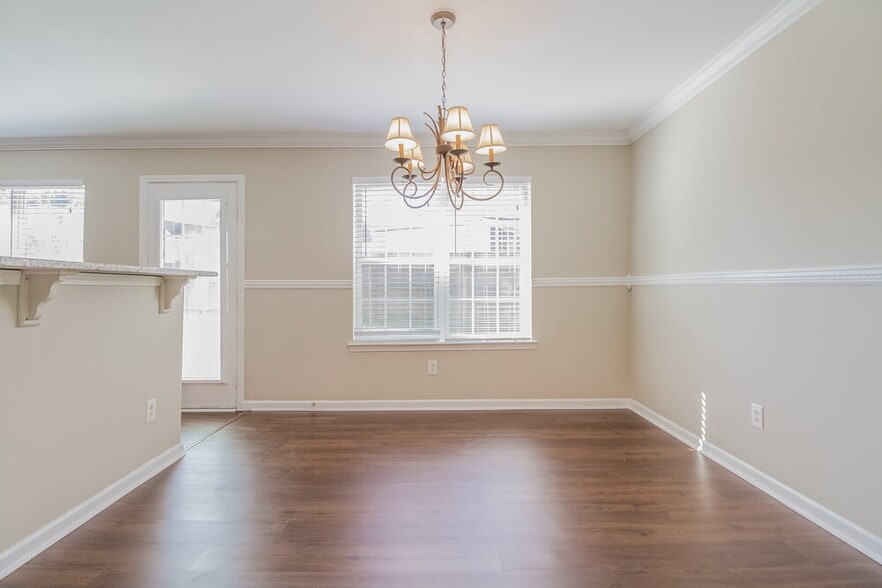 Building Photo - 102 Rushing Water Ct