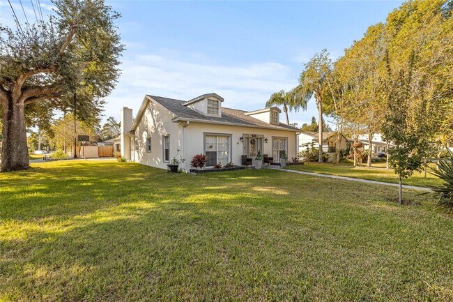 Building Photo - 4102 W Sevilla St