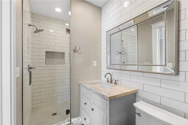 Building Photo - 1205 W Highland Ave