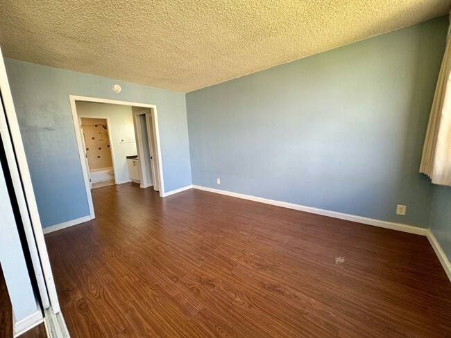 Building Photo - 55S S Kukui St