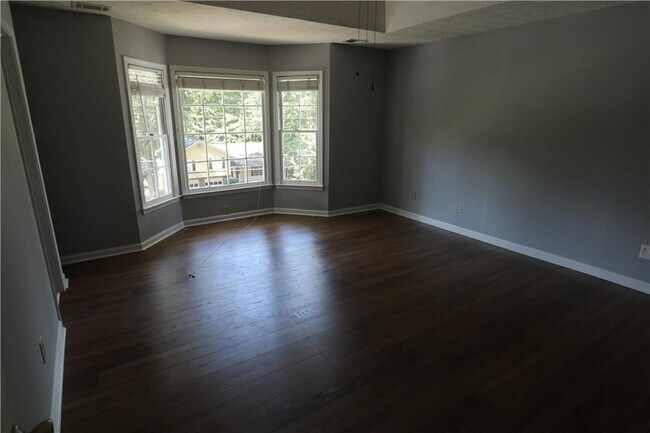 Building Photo - 2840 Spring Ridge Cir