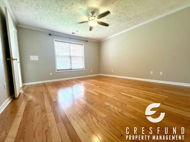 Building Photo - Coming Soon (End of July) 3Br 3 Bath Locat...