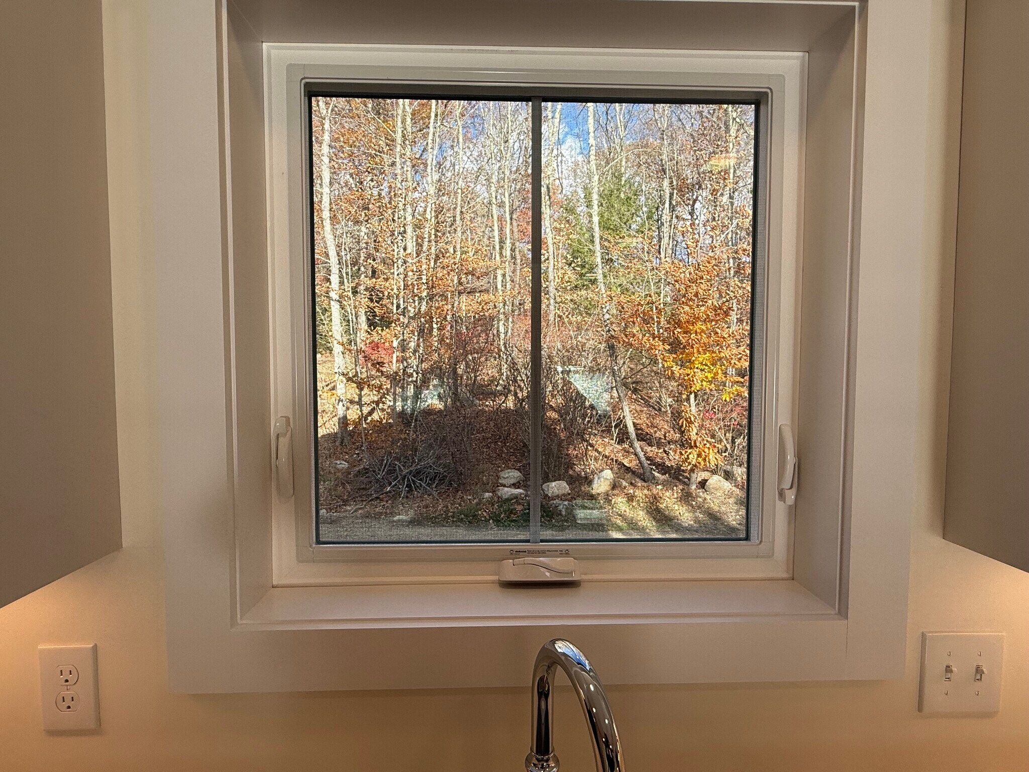 Building Photo - 14 Big Rock Ln