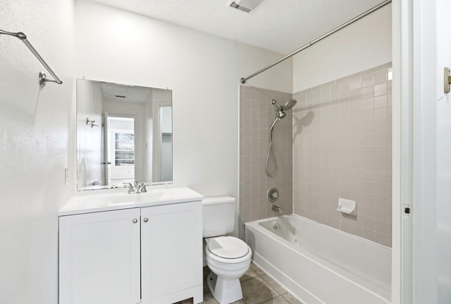 Building Photo - 6730 Spring Front Dr