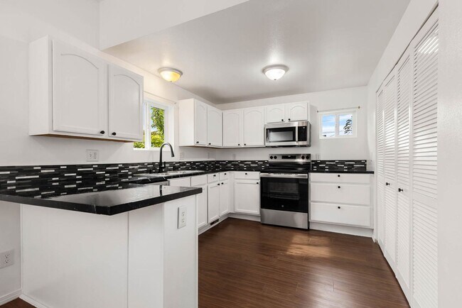 Building Photo - 3930 S Angel Pl