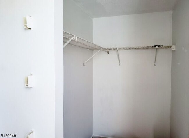 Building Photo - 53 Ben Franklin Dr