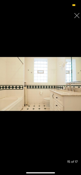 Full Bath - 509 W Briar Plz