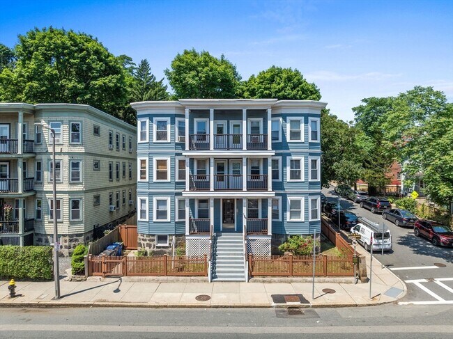 Building Photo - 159 South St