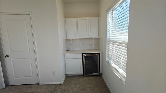 Building Photo - 106 Arbordale St