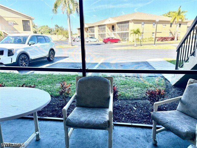 Building Photo - 5315 Summerlin Rd