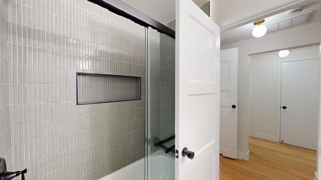 Building Photo - 2742 Sutter St