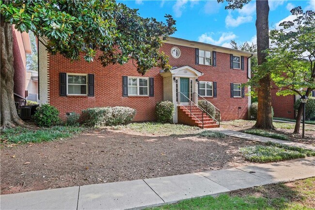 Building Photo - 4282 Roswell Rd
