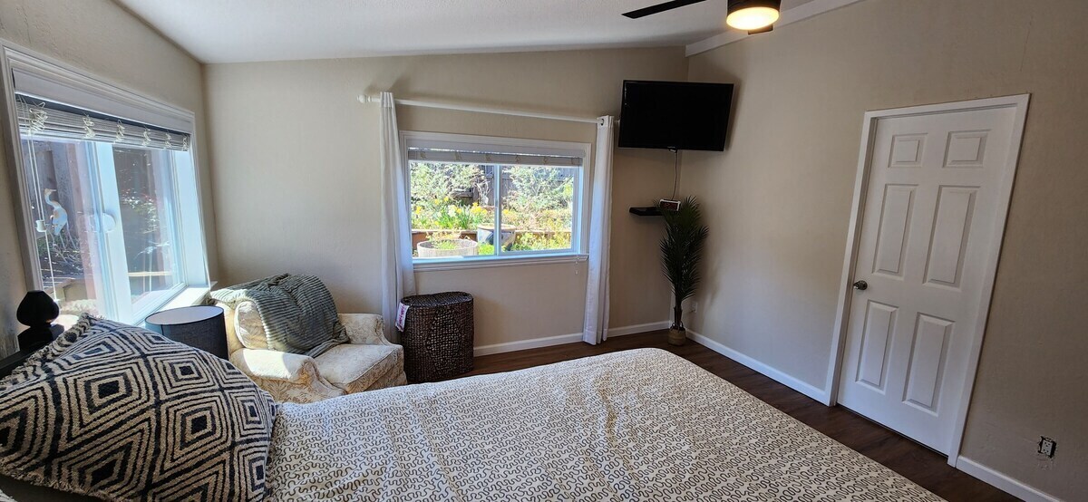 Master Room - 2844 Marina View Dr