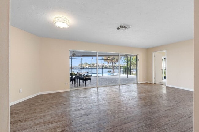 Building Photo - Sailboat-Ready Waterfront Home with Specta...
