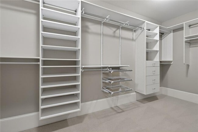 Building Photo - 3475 Roxboro Rd NE