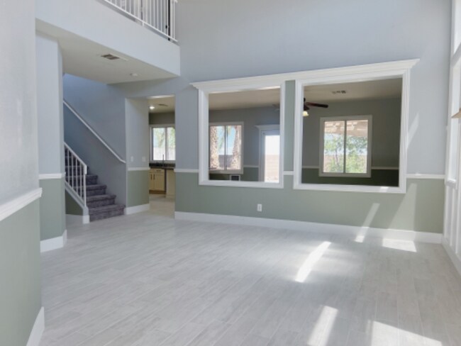 Building Photo - 4572 Yellow Harbor St