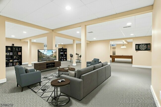 Building Photo - 21 Country Pl