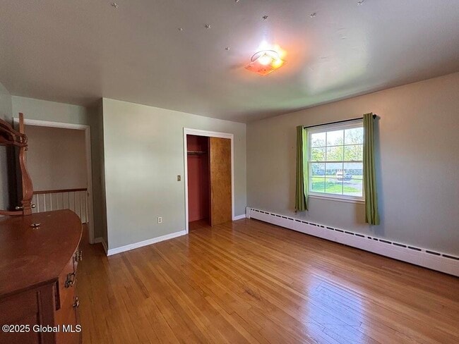 Building Photo - 4 Noonan Ln