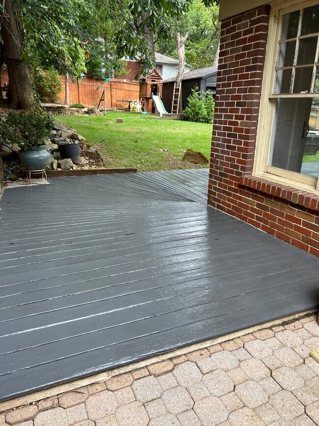 Building Photo - 1308 N Highland Ave NE