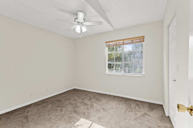 Building Photo - 5206 Palmbrooke Cir