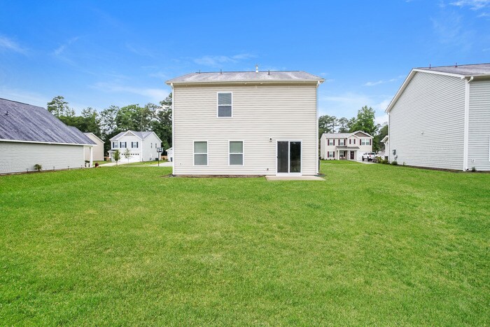 Building Photo - 116 Bent Holly Dr