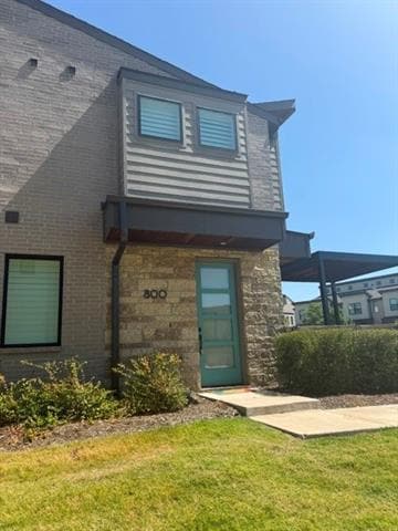 Building Photo - 800 Bandera Ct