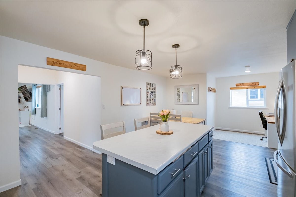 Building Photo - 365 S 15th St