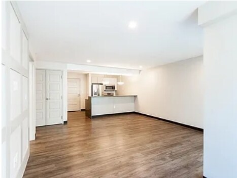 Building Photo - 11 Dorchester St