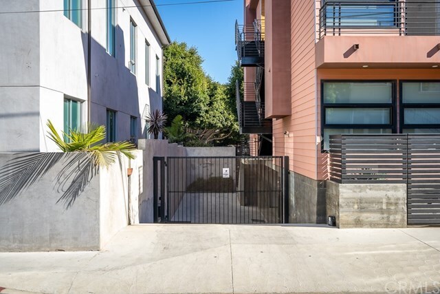 Building Photo - 1418 Innes Pl