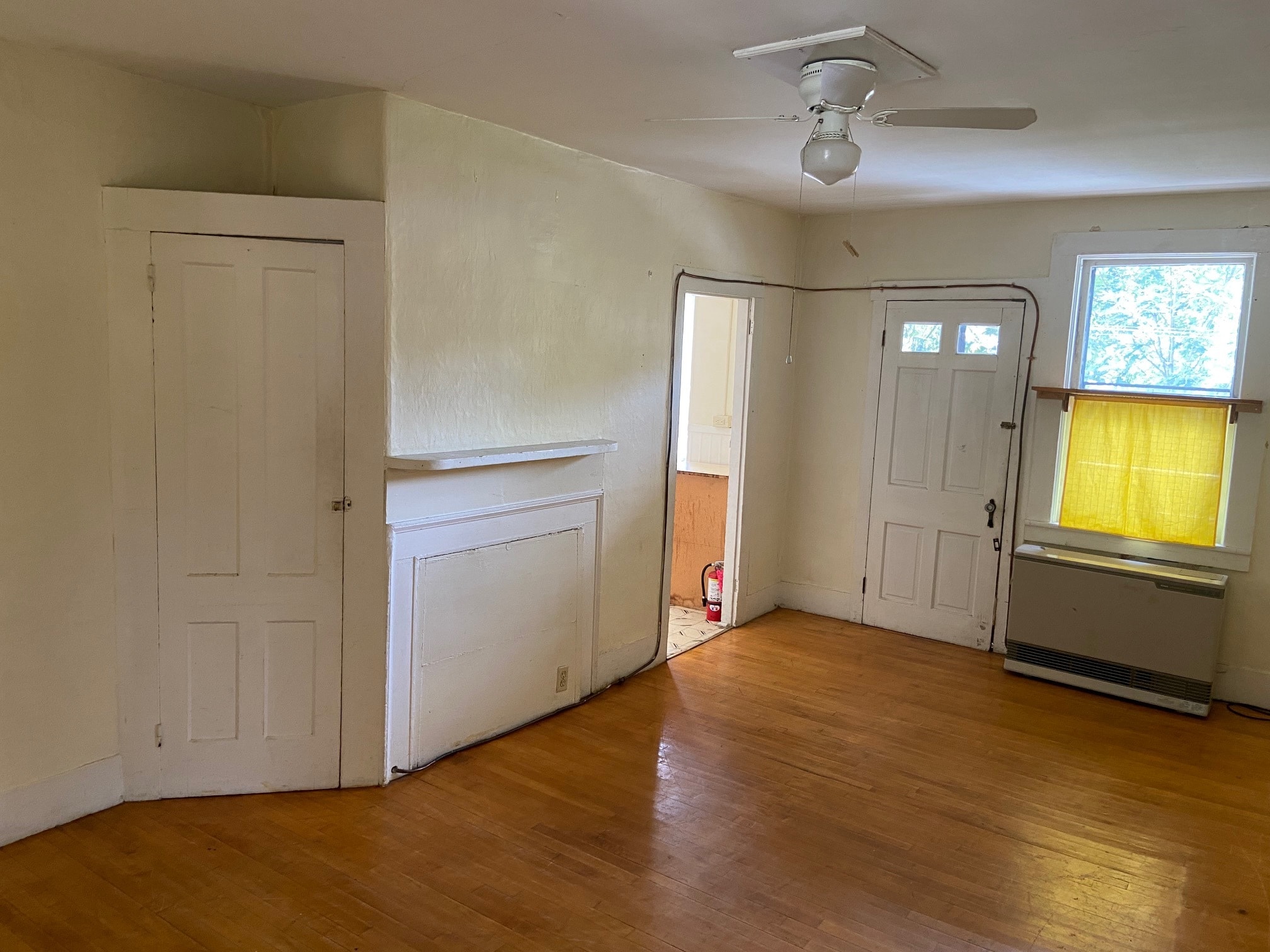 Building Photo - 210 Elliot St