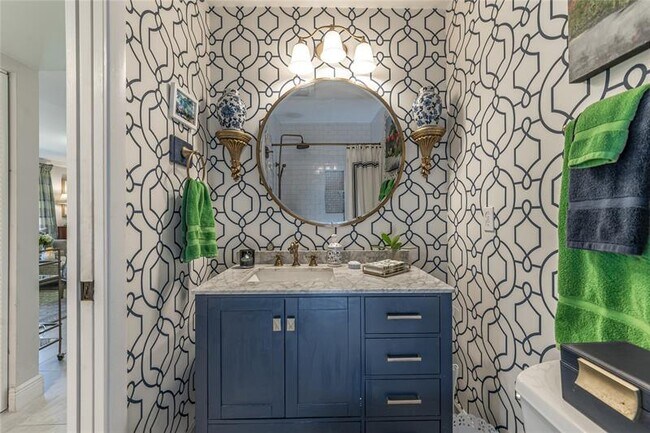 Building Photo - 1130 Circle Ter