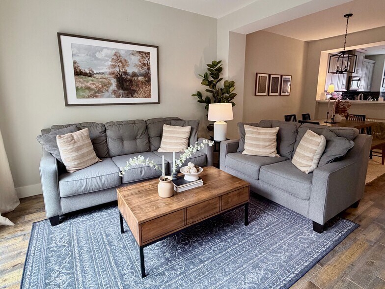 Living Room - 11855 NE 162nd Ln