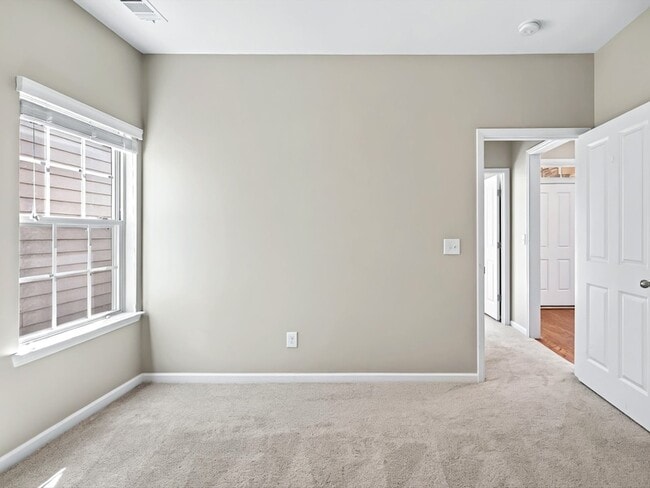 Building Photo - 2438 Arden Village Dr