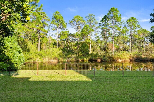 Building Photo - 255 Cll Escada