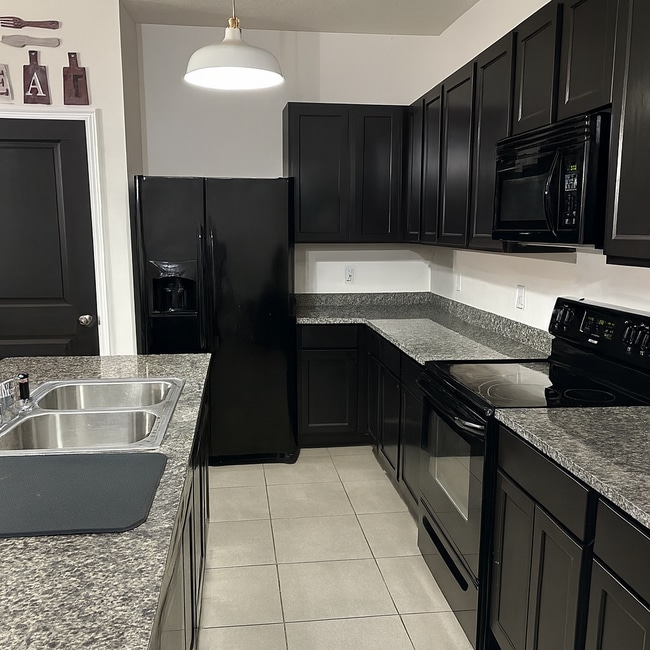 Building Photo - 8868 Indigo Trl Lp