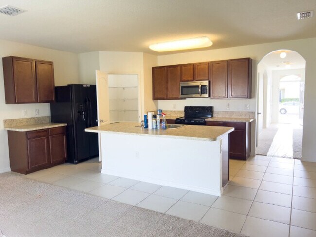 Building Photo - 3050 Puerta Del Sol Blvd