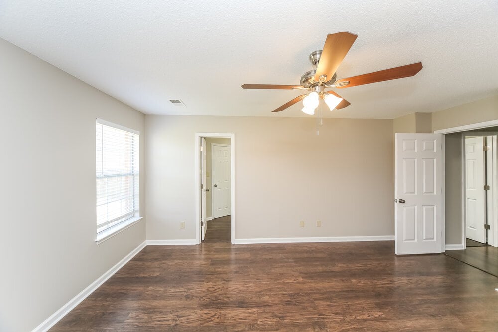 Building Photo - 5180 Plum Tree Dr