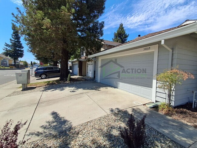Building Photo - 3835 Hunters Glen Pl
