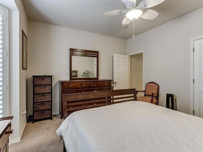 Building Photo - 15400 Swallowtail Rd