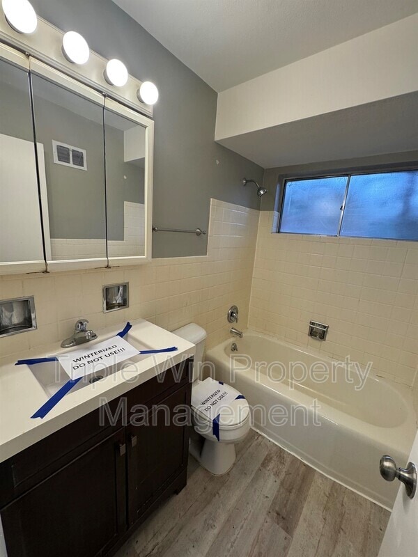 Building Photo - 8000 Noel Ct