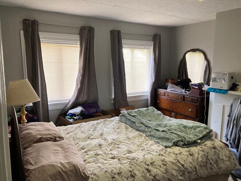 Bedroom 1 - 178 Pennsylvania Ave