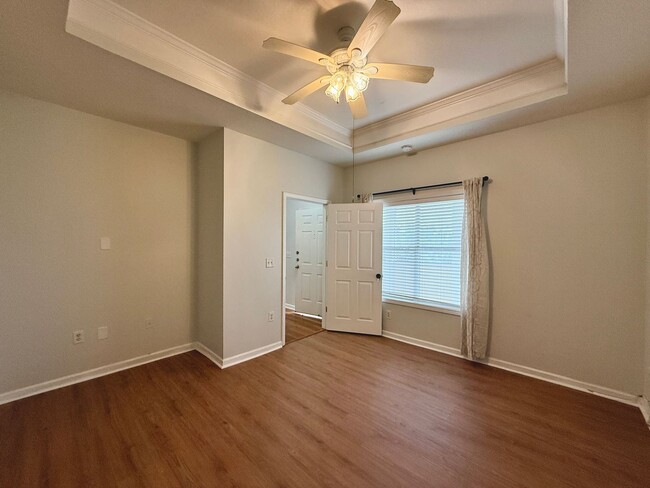 Building Photo - 3Bed/2Bath Condo for Rent in The Palms of ...